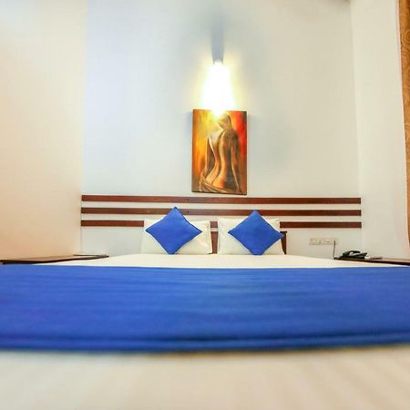 White Rose Beach Resort Marawila Extérieur photo
