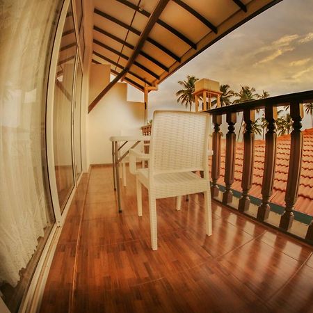 White Rose Beach Resort Marawila Extérieur photo