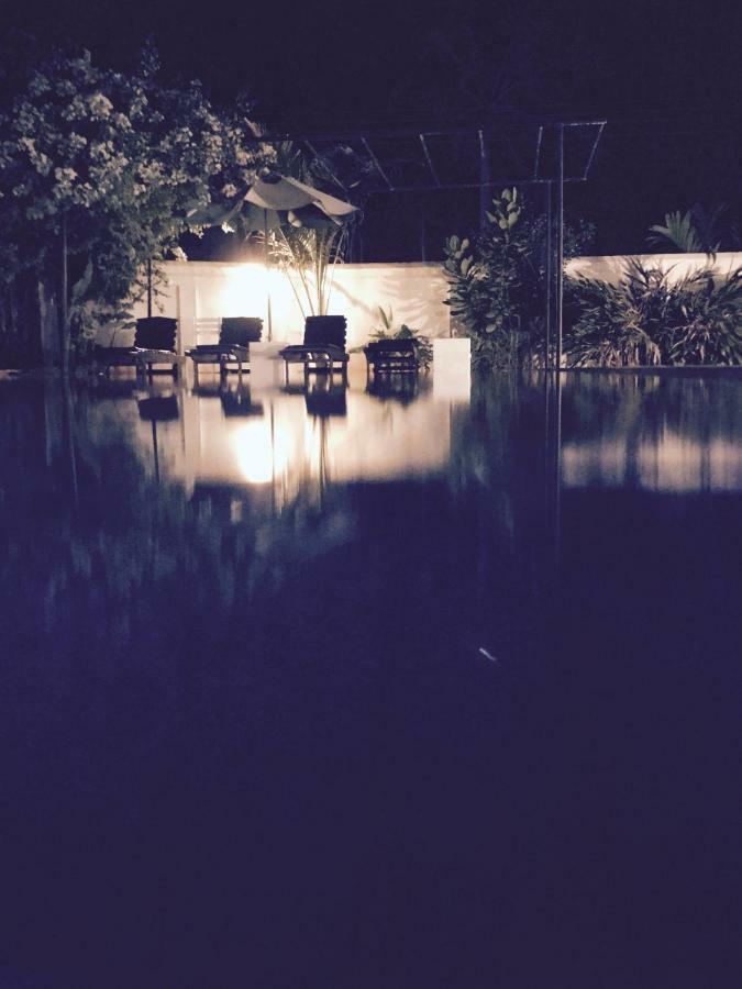 White Rose Beach Resort Marawila Extérieur photo